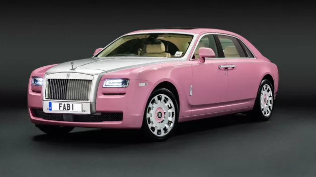 AUTO : Une Rolls-Royce rose pour la bonne cause