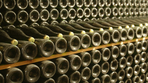 Trois restaurants lyonnais dans le top 100 des plus belles cartes des vins de France