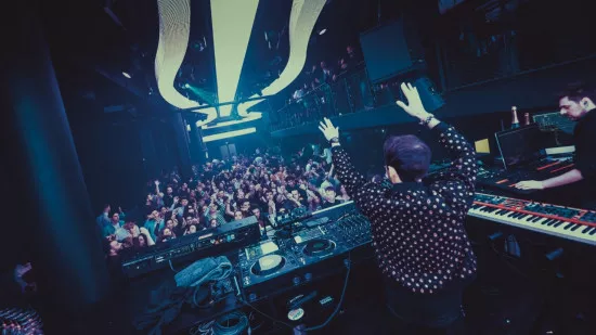 Le Azar contraint de baisser le rideau après "une décision administrative" !