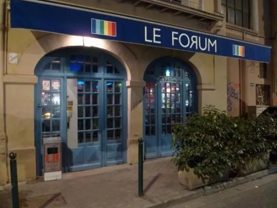 Au Forum