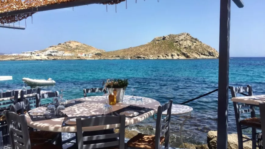 La Grèce a rouvert les terrasses de bars et restaurants