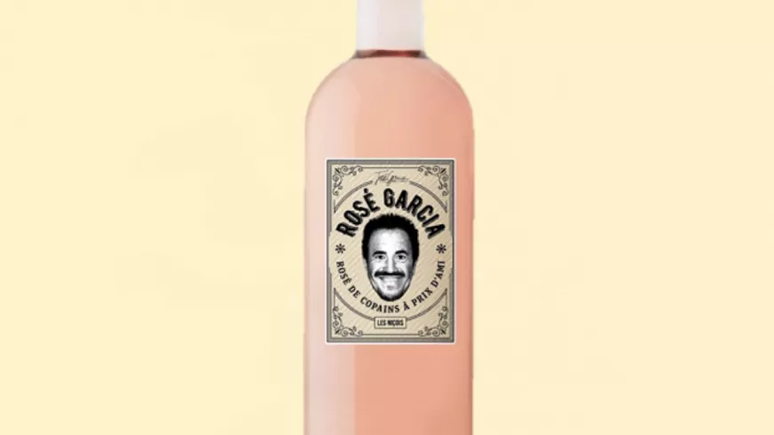 José Garcia sort son propre vin appelé "Rosé Garcia"