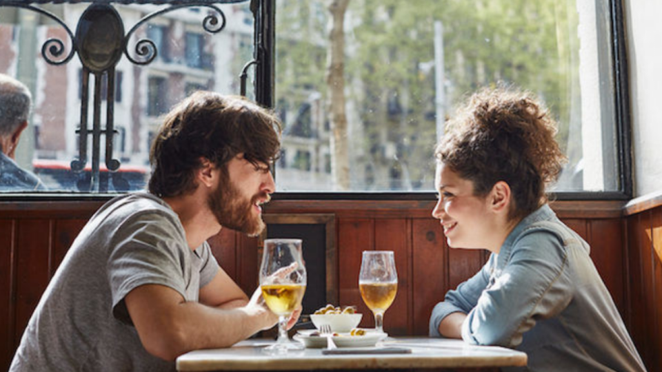 Casting : M6 recherche des personnes pour les filmer pendant leur premier rdv Tinder