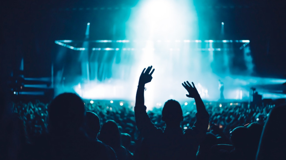 L'Union Européenne envisage d'organiser des concerts simultanés à la fin du Covid