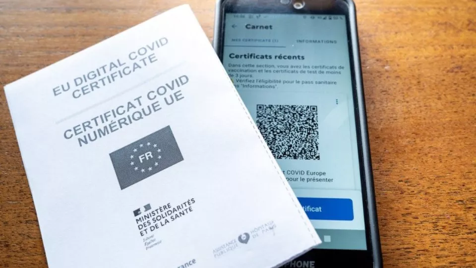 L'âge d'entrée en vigueur du pass sanitaire sera 12 ans et 2 mois !