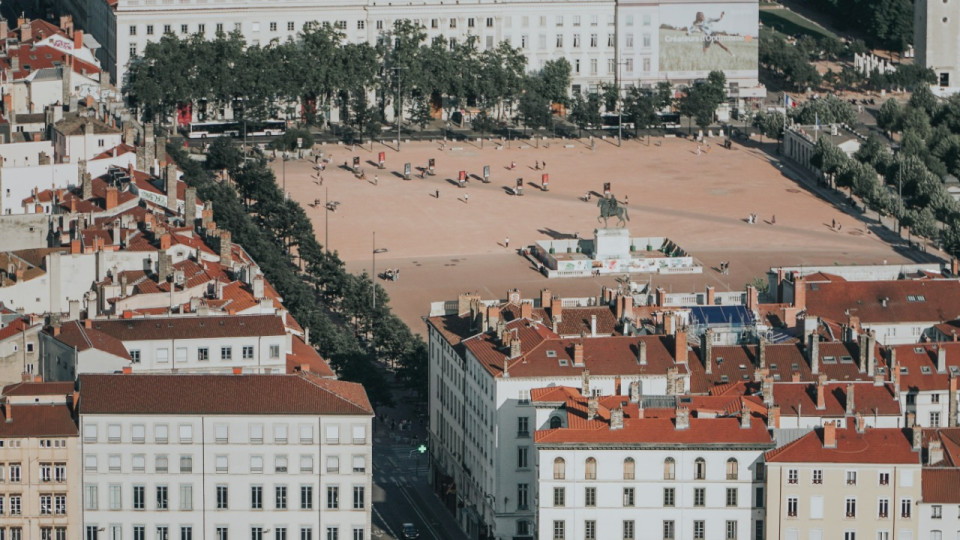 Le Village des recruteurs débarque place Bellecour !