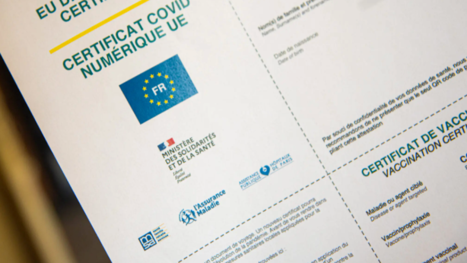 Le gouvernement veut adopter le pass vaccinal !