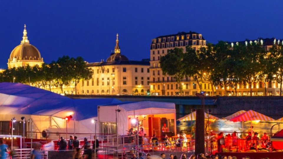 Rhythms on board : soirée sur la péniche "La Plateforme" Rhythms on board : soirée sur la péniche "La Plateforme"