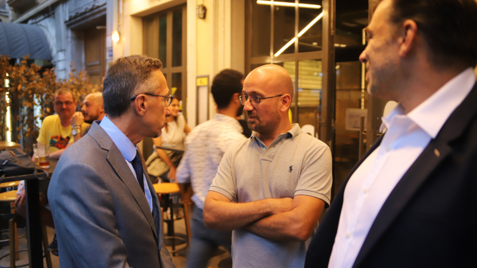Fronde de l'UMIH pour obtenir des caméras à Lyon : le patron du BBC Café raconte au préfet les agressions de ses employés