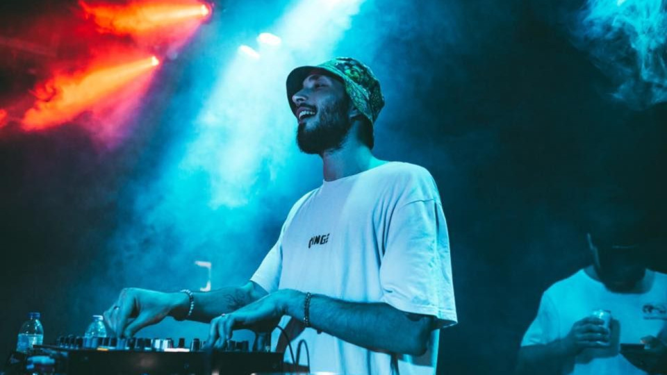Carton plein pour le dj Folamour au parc des Berges à Lyon