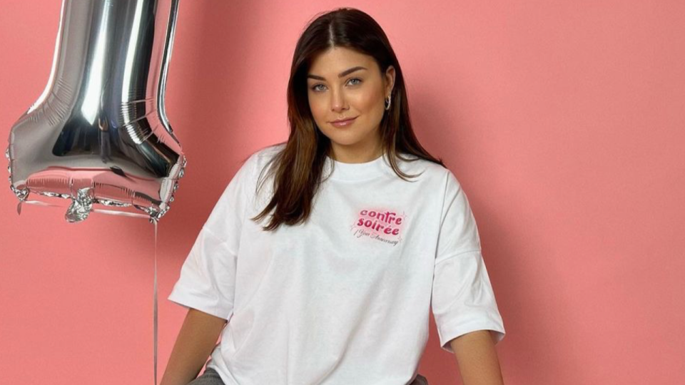 Avec son podcast Contre Soirée, Anna Rvr sera à Lyon pour une date inédite