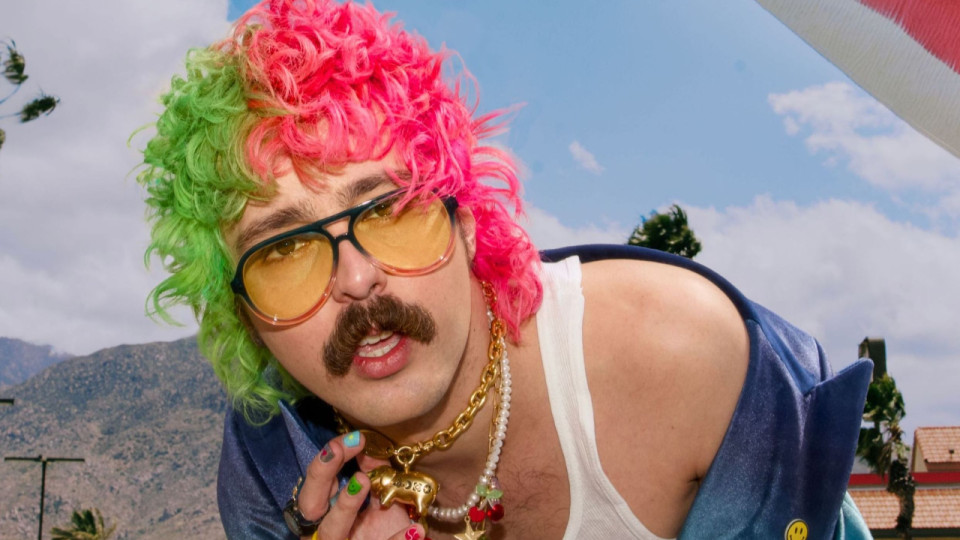 Julien Granel au Transbordeur : une soirée ensoleillée et débridée