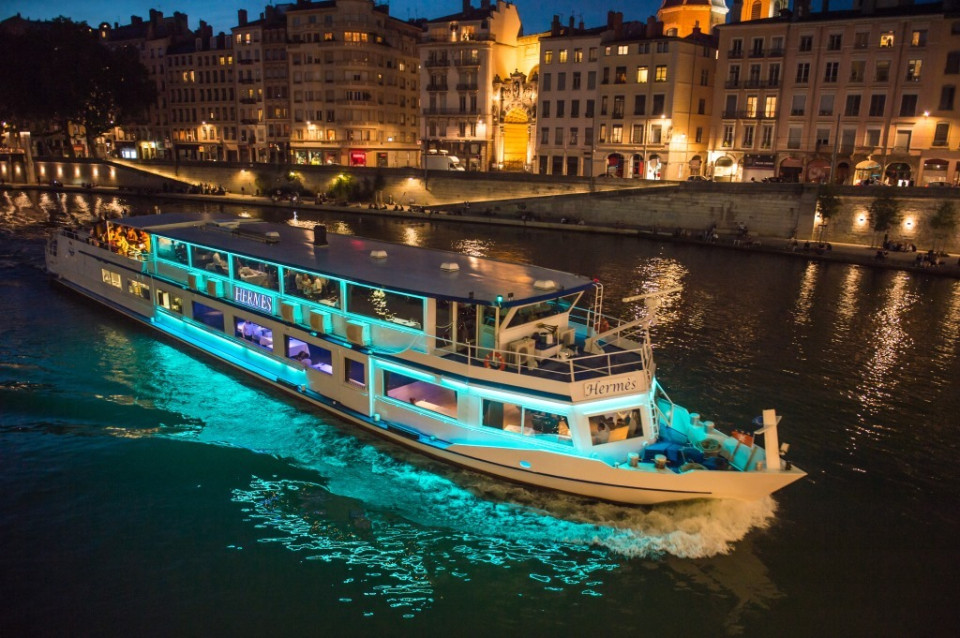 La Folie Dusse - Bateau Herm&egrave;s
