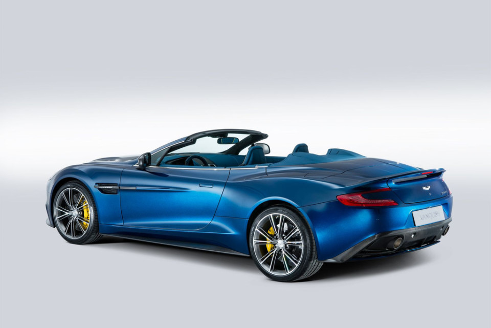 AUTO : Aston Martin Vanquish Volante 2013, enfin le cabriolet !